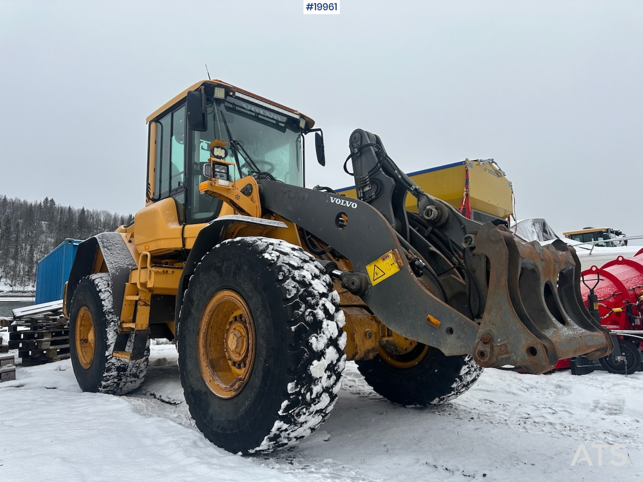 Volvo L90F - Kolový nakladač: obrázek 1 Volvo L90F - Kolový nakladač: obrázek 1