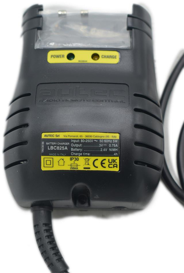 Autec original charger LBC825A - Elektrický systém pro Hydraulická ruka: obrázek 4 Autec original charger LBC825A - Elektrický systém pro Hydraulická ruka: obrázek 4