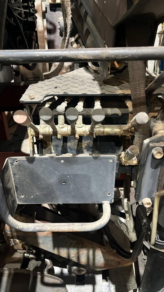 HIAB 027 - Hydraulická ruka: obrázek 4 HIAB 027 - Hydraulická ruka: obrázek 4