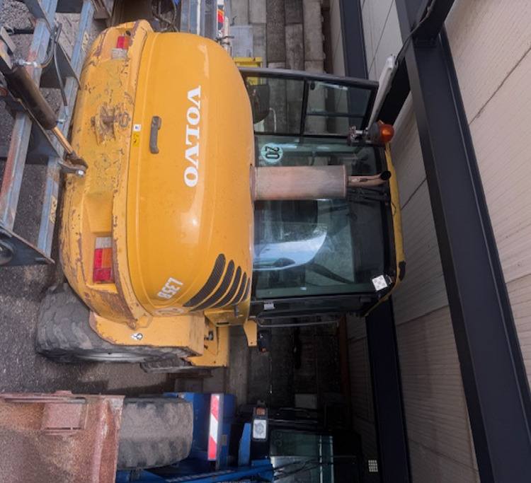 2002 Volvo L35B-Z - Kolový nakladač: obrázek 2 2002 Volvo L35B-Z - Kolový nakladač: obrázek 2