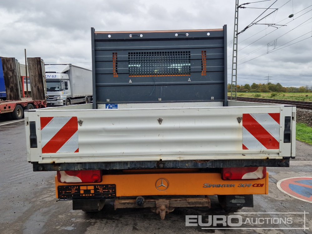 2007 Mercedes Benz Sprinter 309CDI - Dodávka valník: obrázek 4 2007 Mercedes Benz Sprinter 309CDI - Dodávka valník: obrázek 4