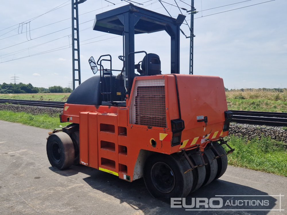 2010 Dynapac CP142 - Válec: obrázek 3 2010 Dynapac CP142 - Válec: obrázek 3