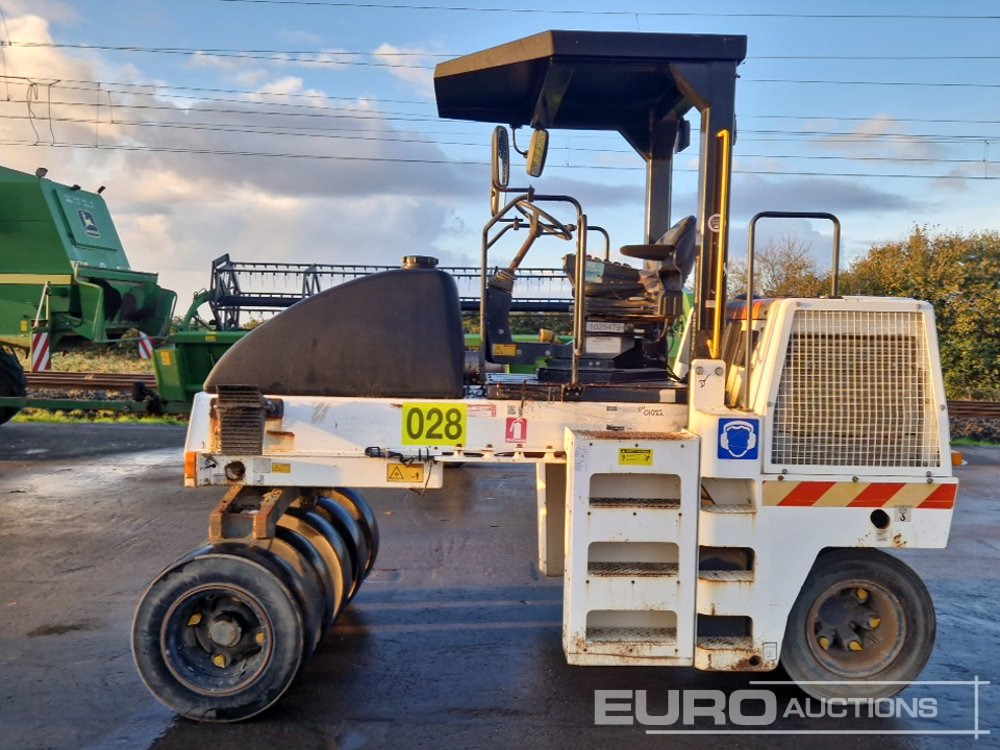 2010 Dynapac CP142 - Válec: obrázek 2 2010 Dynapac CP142 - Válec: obrázek 2
