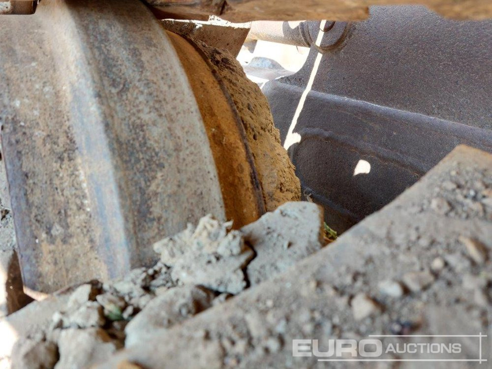 Buldozer 2012 Komatsu D51PX-22: obrázek 14