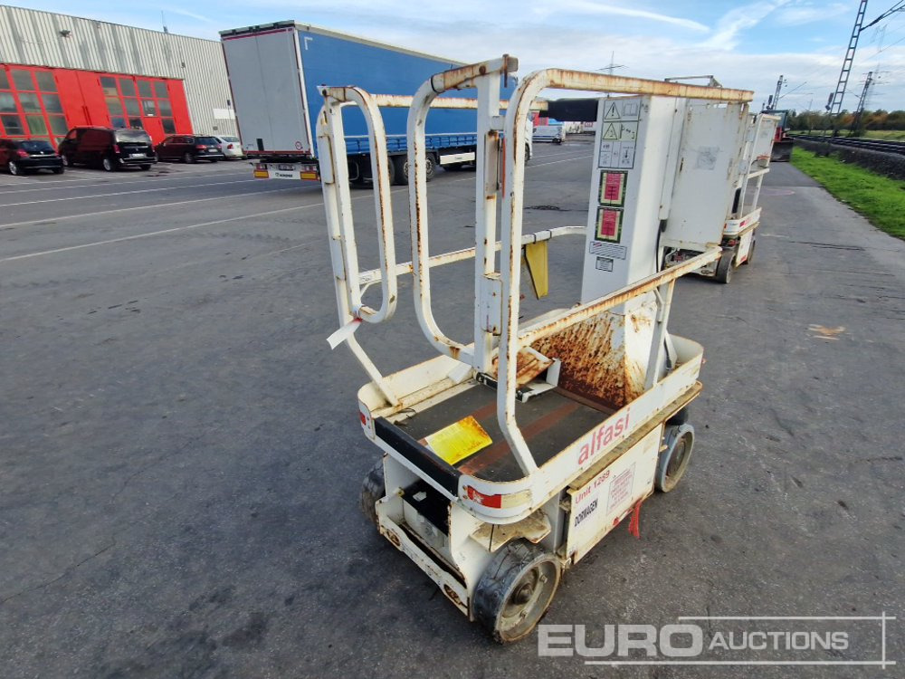 2013 JLG 1230ES - Vertikální sloupový výtah: obrázek 1 2013 JLG 1230ES - Vertikální sloupový výtah: obrázek 1