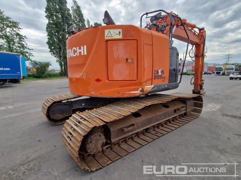 2015 Hitachi ZX225USLC-5B - Pásové rýpadlo: obrázek 5 2015 Hitachi ZX225USLC-5B - Pásové rýpadlo: obrázek 5