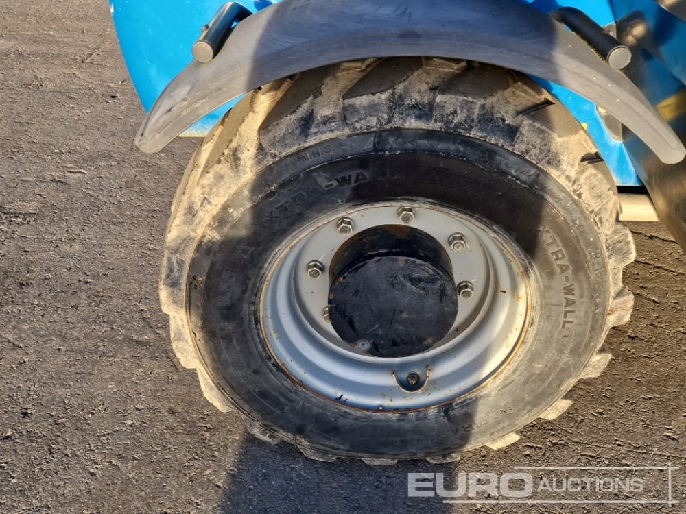 Teleskopický manipulátor 2016 Genie GTH-2506: obrázek 11