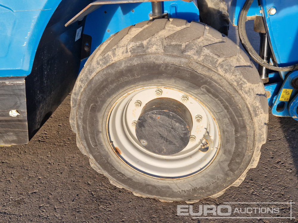 Teleskopický manipulátor 2016 Genie GTH-2506: obrázek 8