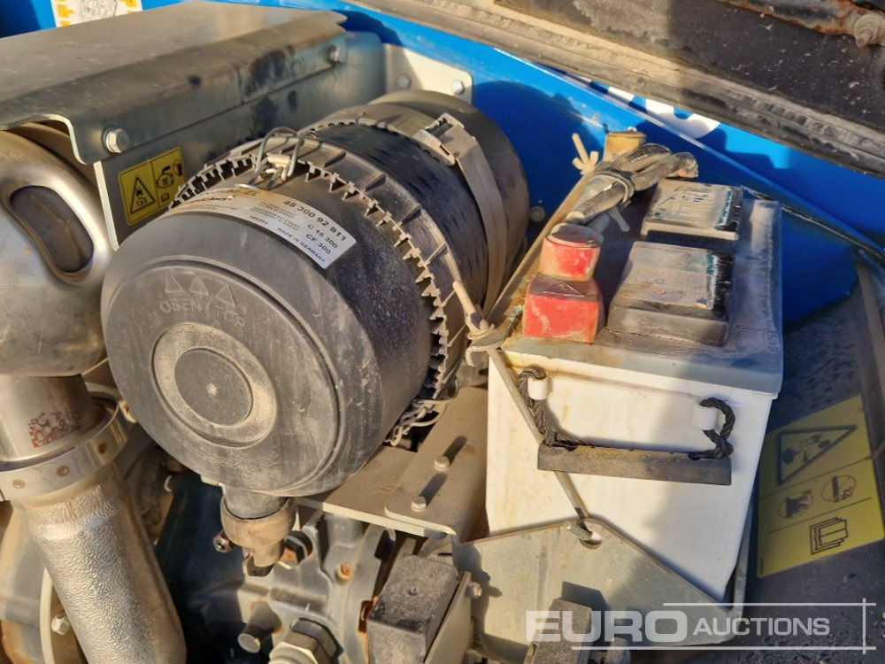 Teleskopický manipulátor 2016 Genie GTH-2506: obrázek 26