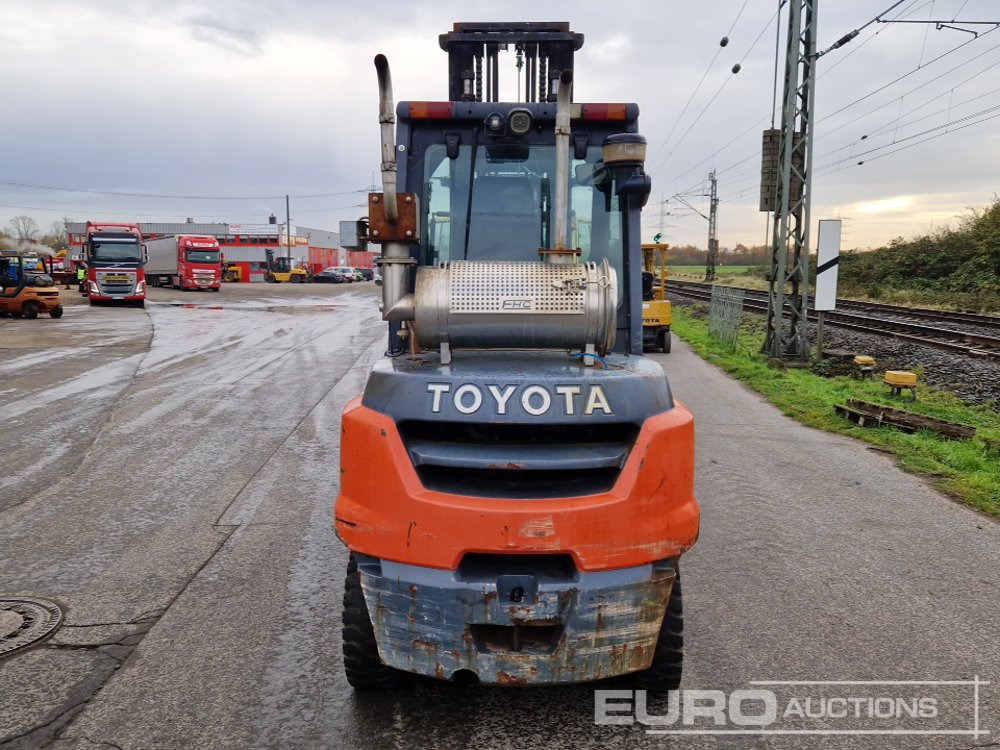 2016 Toyota 40-8FD50N - Vysokozdvižný vozík: obrázek 4 2016 Toyota 40-8FD50N - Vysokozdvižný vozík: obrázek 4