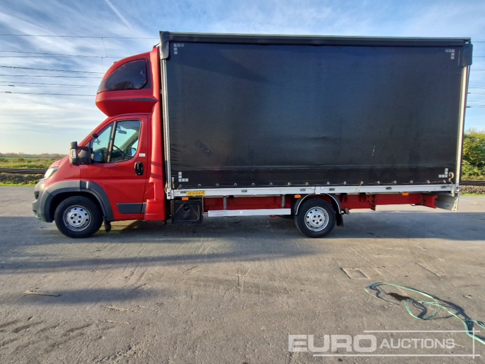 2017 Peugot Boxer, Electric Windows, A/C, Curtain Sider, JEGGER Boxes (New Engine (63000 km)) - Plachtová dodávka: obrázek 2 2017 Peugot Boxer, Electric Windows, A/C, Curtain Sider, JEGGER Boxes (New Engine (63000 km)) - Plachtová dodávka: obrázek 2