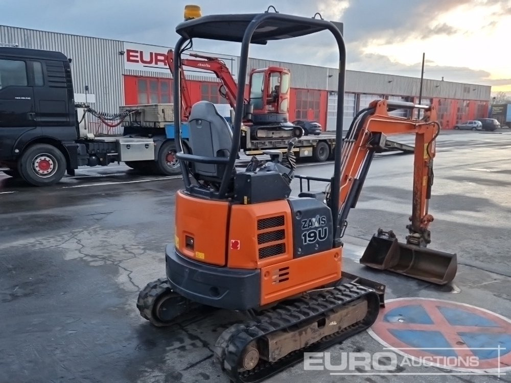 2019 Hitachi ZX19U-5A YR - Mini rýpadlo: obrázek 4 2019 Hitachi ZX19U-5A YR - Mini rýpadlo: obrázek 4