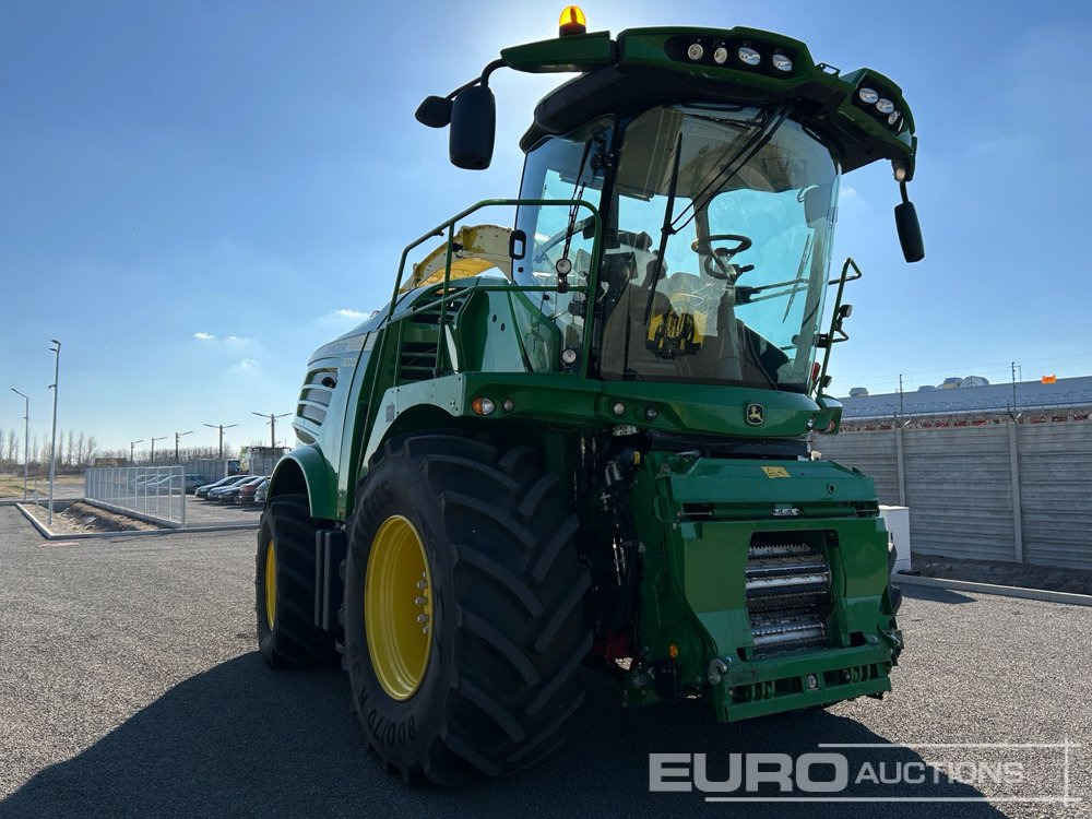 2020 John Deere 8200i - Sklízecí mlátička: obrázek 2 2020 John Deere 8200i - Sklízecí mlátička: obrázek 2