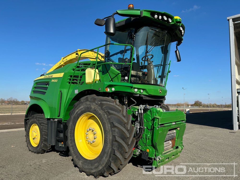 2020 John Deere 8400i - Sklízecí mlátička: obrázek 2 2020 John Deere 8400i - Sklízecí mlátička: obrázek 2