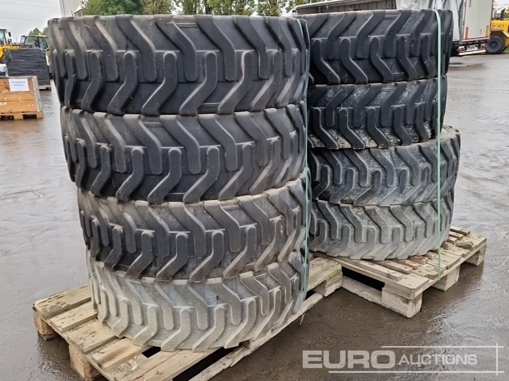 275/70R22.5 Tyres with Rims (8 of) - Pneumatiky: obrázek 4 275/70R22.5 Tyres with Rims (8 of) - Pneumatiky: obrázek 4