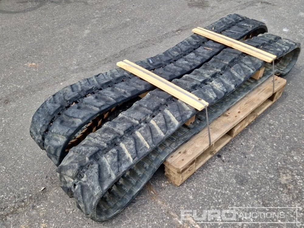 300x52.5 Rubber Tracks (2 of) - Pásy pro Stavební technika: obrázek 3 300x52.5 Rubber Tracks (2 of) - Pásy pro Stavební technika: obrázek 3