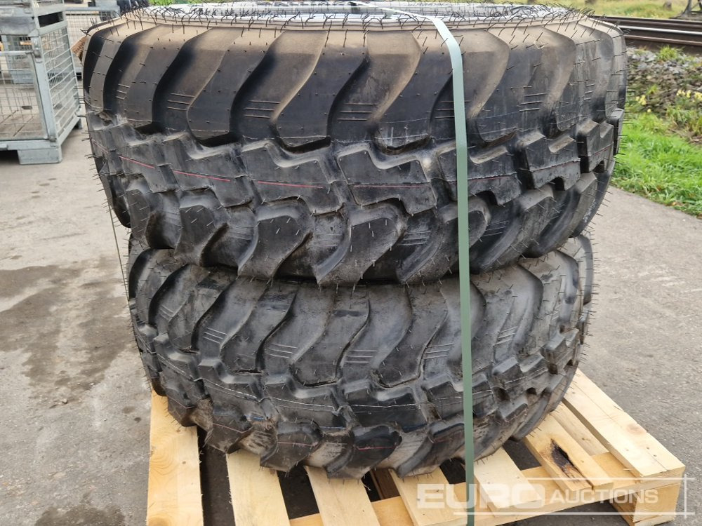 405/70R20 Tyres with Rims - Pneumatiky: obrázek 3 405/70R20 Tyres with Rims - Pneumatiky: obrázek 3