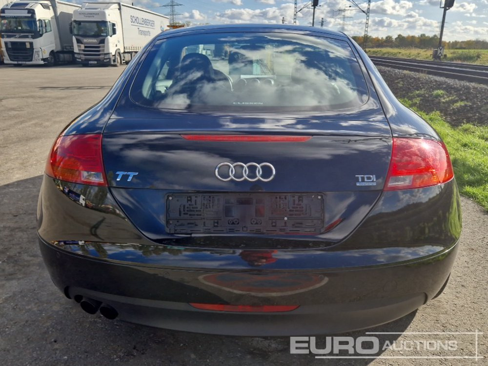 Audi TT - Osobní auto: obrázek 4 Audi TT - Osobní auto: obrázek 4