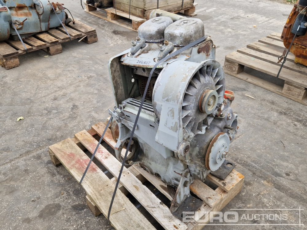 Deutz 2 Cylinder Diesel Engine - Motor: obrázek 2 Deutz 2 Cylinder Diesel Engine - Motor: obrázek 2