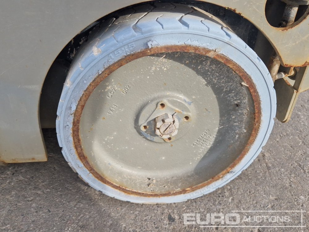 Nůžková plošina Haulotte Compact 10N: obrázek 8