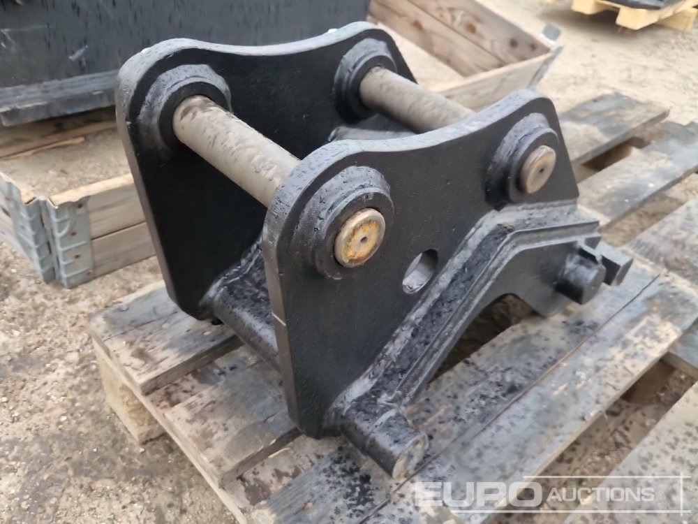 Hydraulic Quick Coupler CW10 to suit Volvo ECR50/58 - Lžíce: obrázek 3 Hydraulic Quick Coupler CW10 to suit Volvo ECR50/58 - Lžíce: obrázek 3