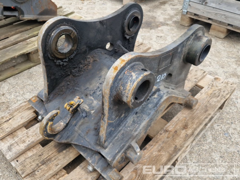 Hydraulic Quick Coupler CW30 to suit Komatsu PC210 - Lžíce: obrázek 3 Hydraulic Quick Coupler CW30 to suit Komatsu PC210 - Lžíce: obrázek 3