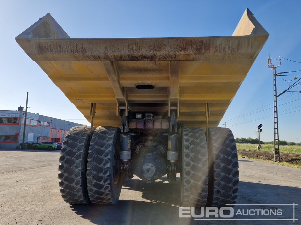 Komatsu HD405-7 - Pevný dempr: obrázek 5 Komatsu HD405-7 - Pevný dempr: obrázek 5