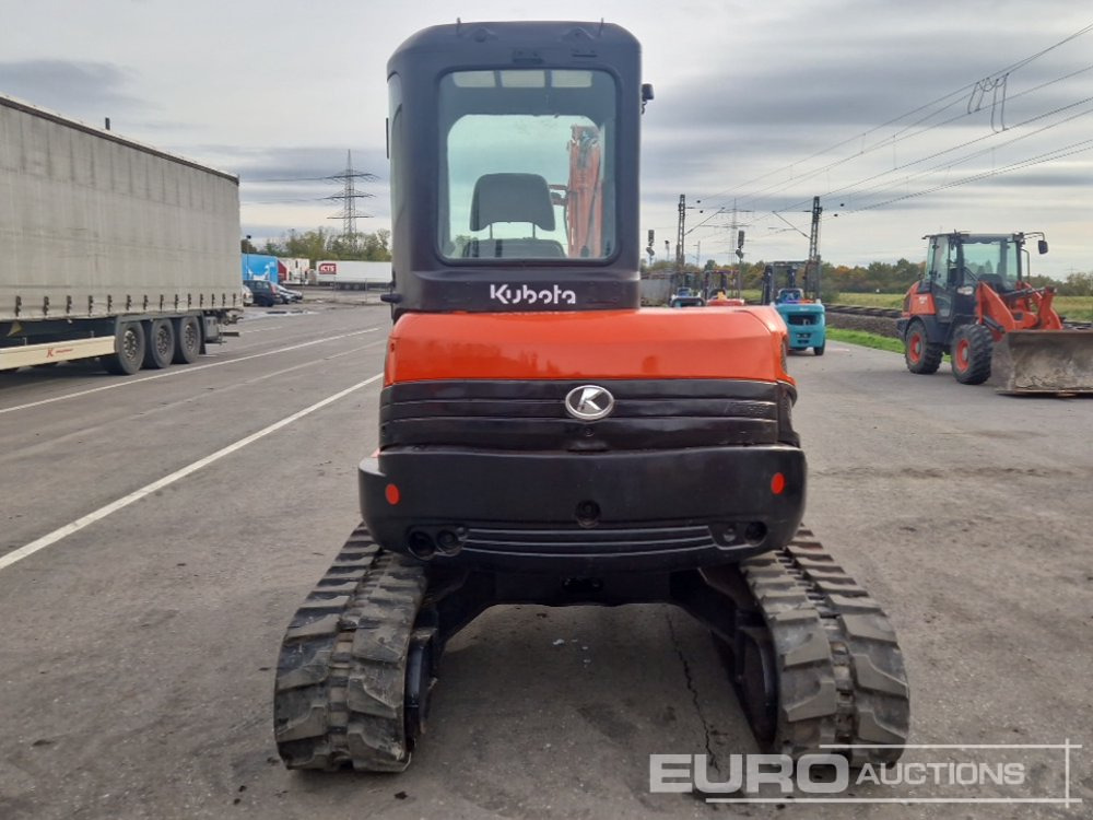 Kubota 55U - Mini rýpadlo: obrázek 4 Kubota 55U - Mini rýpadlo: obrázek 4