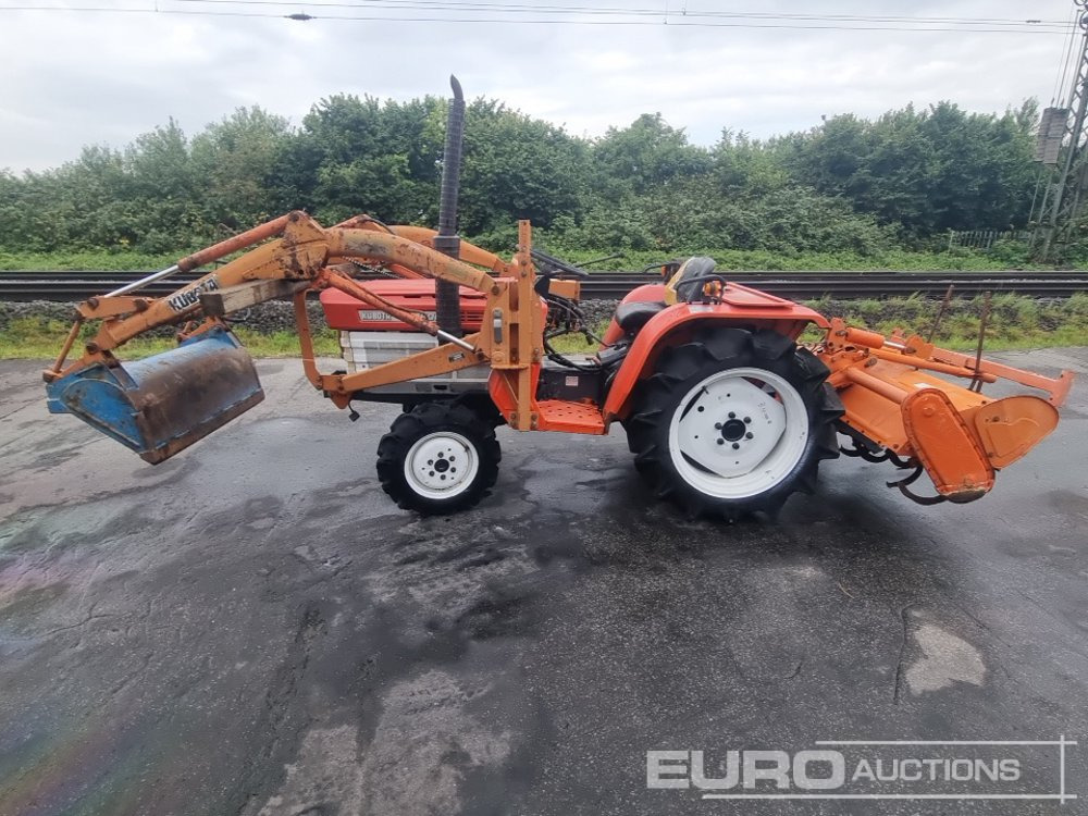 Kubota B1600 - Malotraktor: obrázek 2 Kubota B1600 - Malotraktor: obrázek 2
