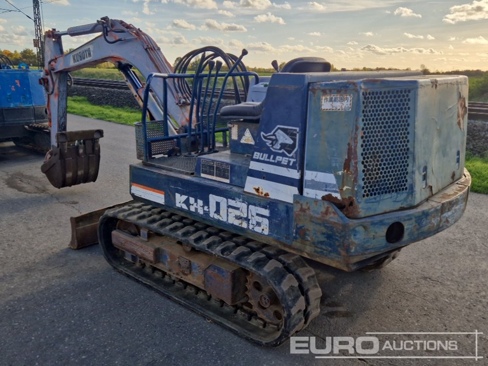 Kubota KH-026 - Mini rýpadlo: obrázek 3 Kubota KH-026 - Mini rýpadlo: obrázek 3