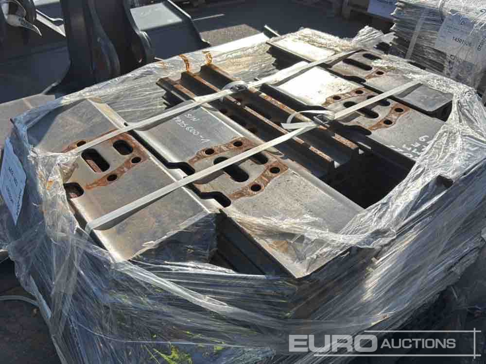 600mm Steel Track Plates - Náhradní díly pro Rýpadlo: obrázek 1 600mm Steel Track Plates - Náhradní díly pro Rýpadlo: obrázek 1