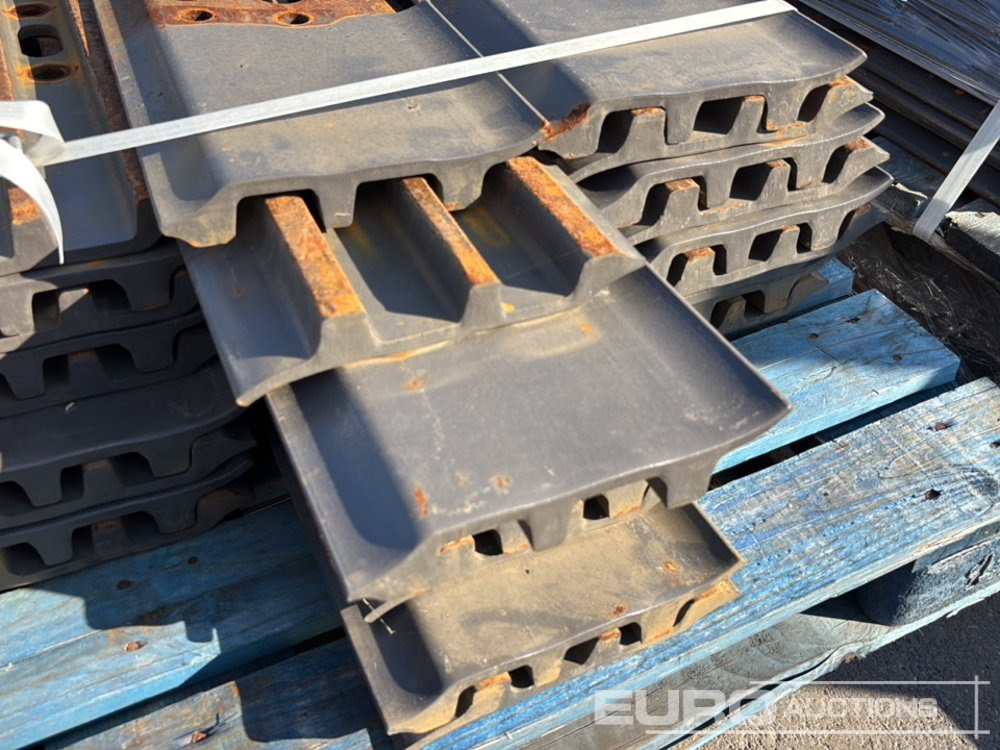 600mm Steel Track Plates - Náhradní díly pro Rýpadlo: obrázek 5 600mm Steel Track Plates - Náhradní díly pro Rýpadlo: obrázek 5