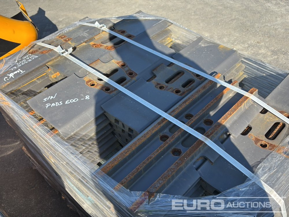 600mm Steel Track Plates - Náhradní díly pro Rýpadlo: obrázek 4 600mm Steel Track Plates - Náhradní díly pro Rýpadlo: obrázek 4