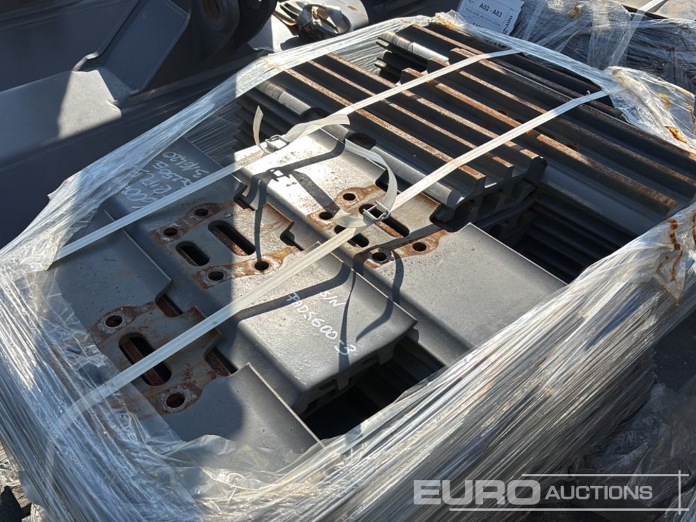 600mm Steel Track Plates - Náhradní díly pro Rýpadlo: obrázek 3 600mm Steel Track Plates - Náhradní díly pro Rýpadlo: obrázek 3