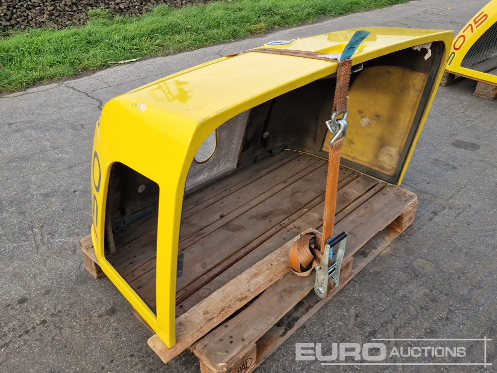 Cover to suit Kramer 750 - Náhradní díly: obrázek 2 Cover to suit Kramer 750 - Náhradní díly: obrázek 2