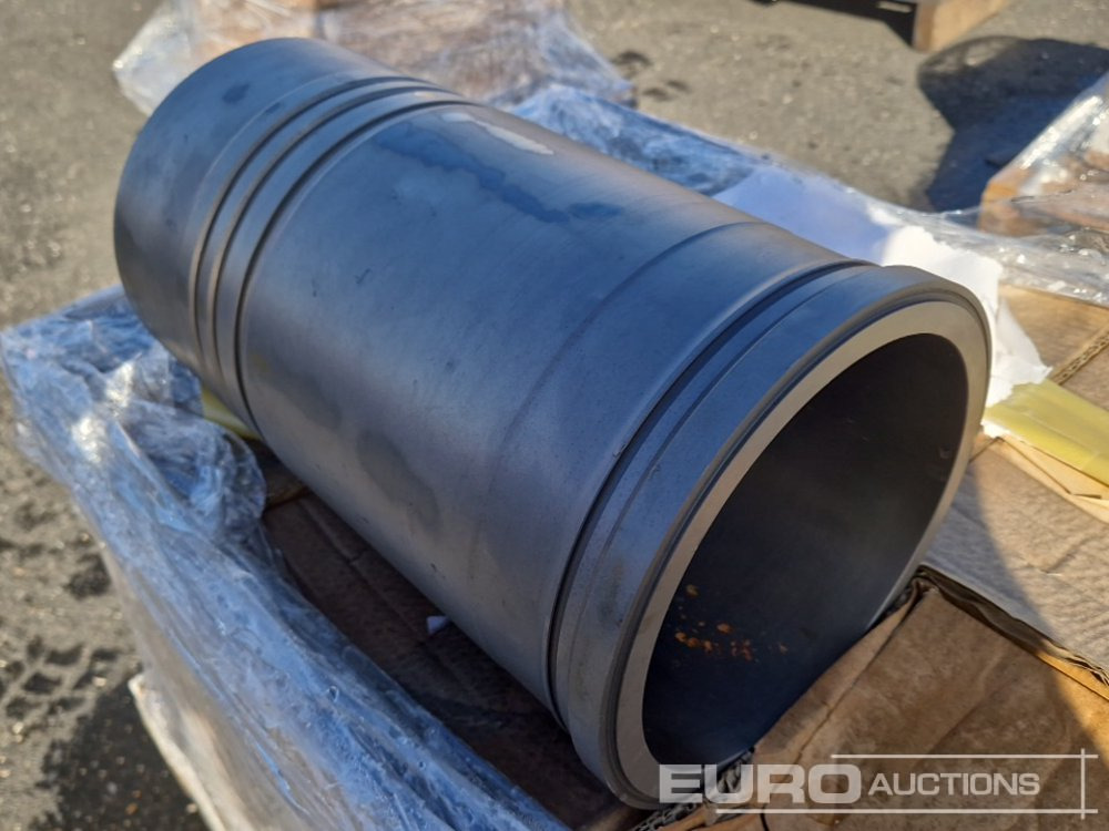 Pallet of Hitachi Cylinder PartNR H3750722700 (6 of) - Náhradní díly pro Rýpadlo: obrázek 5 Pallet of Hitachi Cylinder PartNR H3750722700 (6 of) - Náhradní díly pro Rýpadlo: obrázek 5