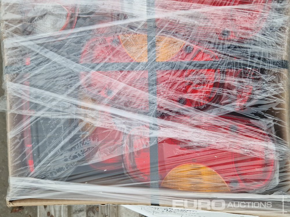 Right + Left Rear Lights to suit Manitou MLT (20 of) - Náhradní díly: obrázek 4 Right + Left Rear Lights to suit Manitou MLT (20 of) - Náhradní díly: obrázek 4