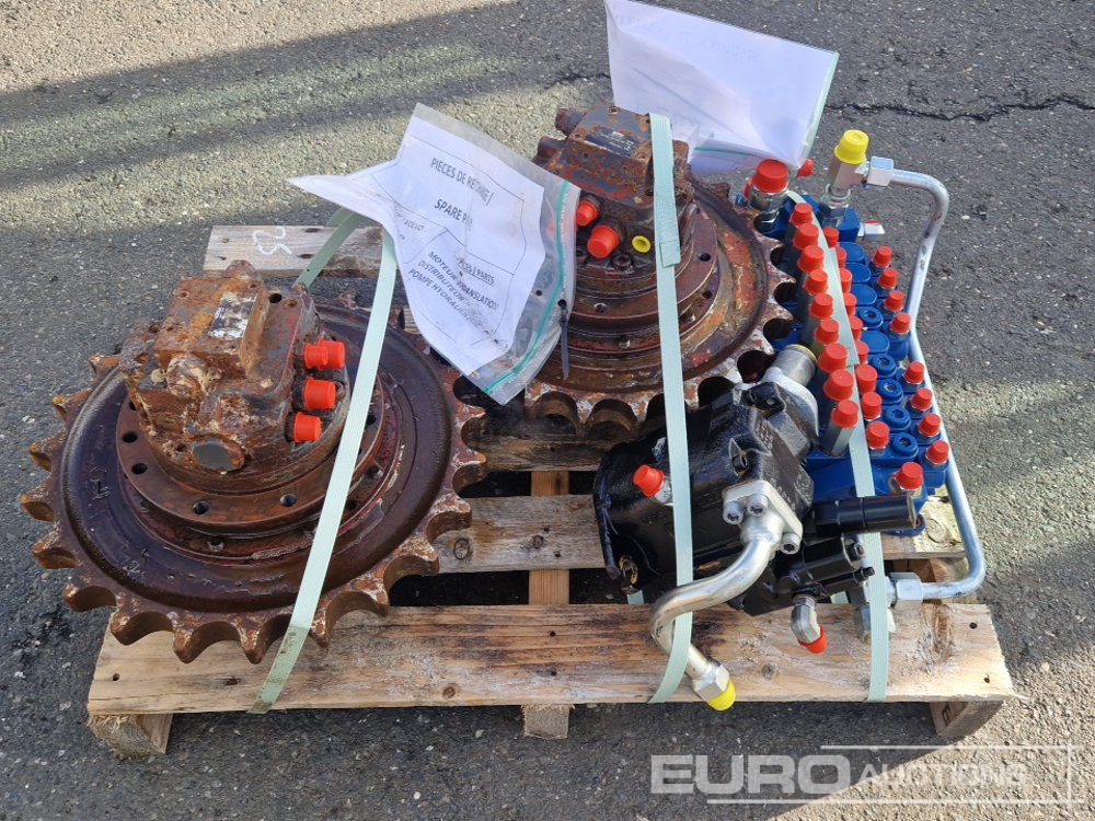 Spare Parts, Final Drive (2 of) Hydraulic Pump, Hydraulic Block to suit Volvo ECR25D - Náhradní díly pro Rýpadlo: obrázek 1 Spare Parts, Final Drive (2 of) Hydraulic Pump, Hydraulic Block to suit Volvo ECR25D - Náhradní díly pro Rýpadlo: obrázek 1
