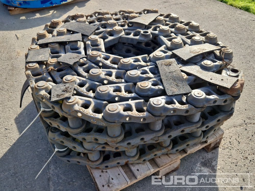Track Chains to suit Volvo EC210/240/250 - Náhradní díly pro Rýpadlo: obrázek 2 Track Chains to suit Volvo EC210/240/250 - Náhradní díly pro Rýpadlo: obrázek 2