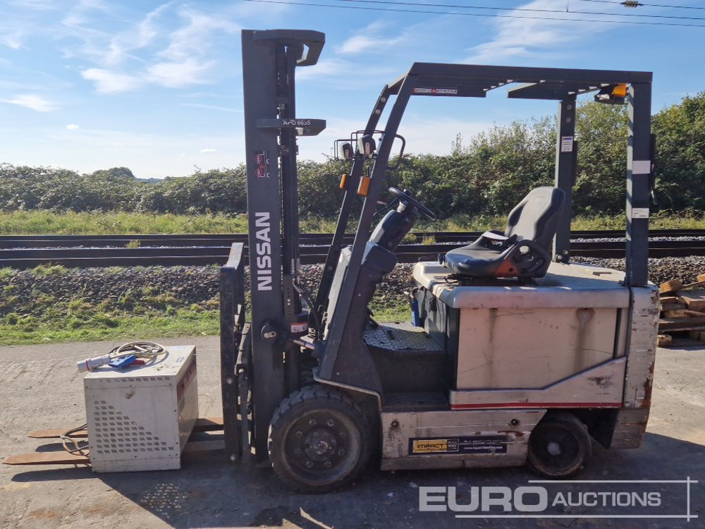 Nissan Electric Forklift 3 Stage Mast, Free Lift Mast, Side Shift, Forks, Charger - Vysokozdvižný vozík: obrázek 2 Nissan Electric Forklift 3 Stage Mast, Free Lift Mast, Side Shift, Forks, Charger - Vysokozdvižný vozík: obrázek 2