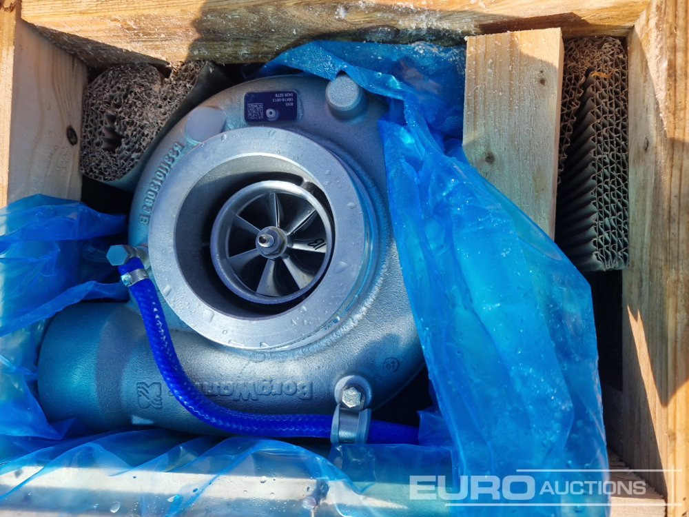 Pallet of OE Deutz Turbo Charger (2 of) - Motor: obrázek 4 Pallet of OE Deutz Turbo Charger (2 of) - Motor: obrázek 4