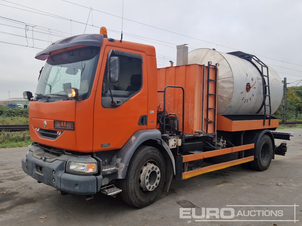 Renault 220 DCI - Rozstřikovač živic: obrázek 1 Renault 220 DCI - Rozstřikovač živic: obrázek 1