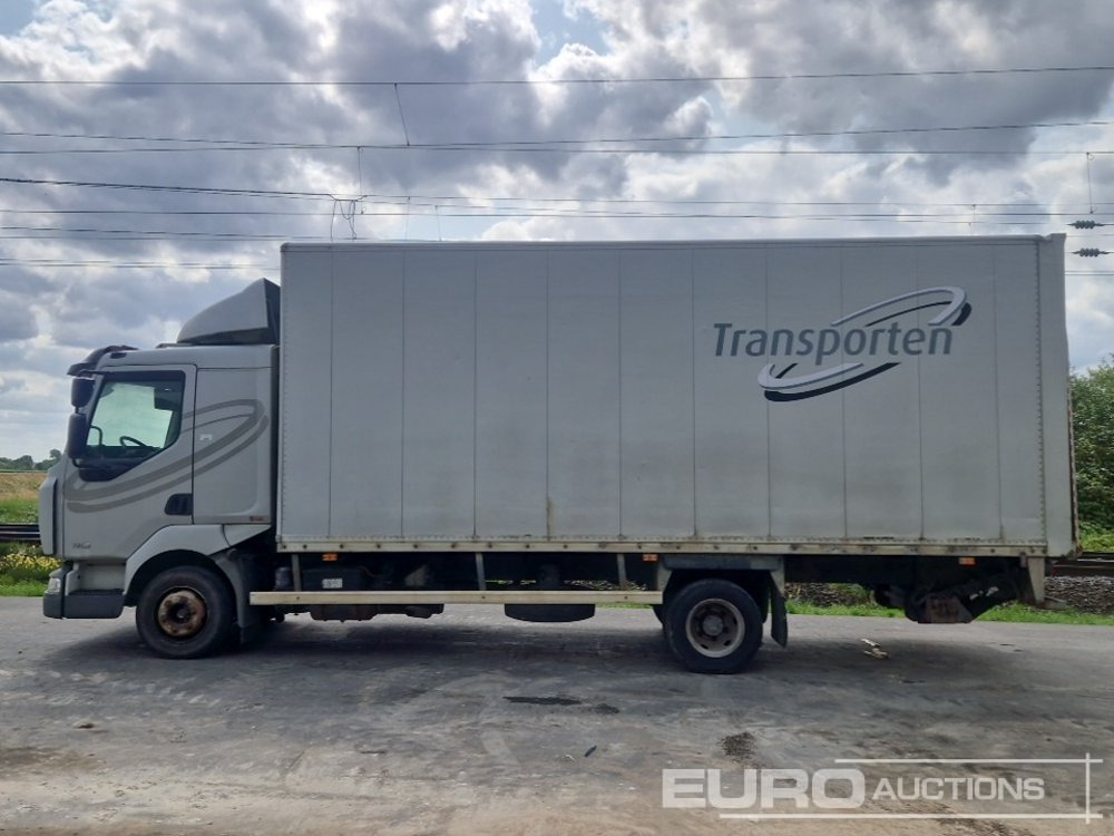 Renault Midlum 190 DXI - Skříňový nákladní auto: obrázek 2 Renault Midlum 190 DXI - Skříňový nákladní auto: obrázek 2