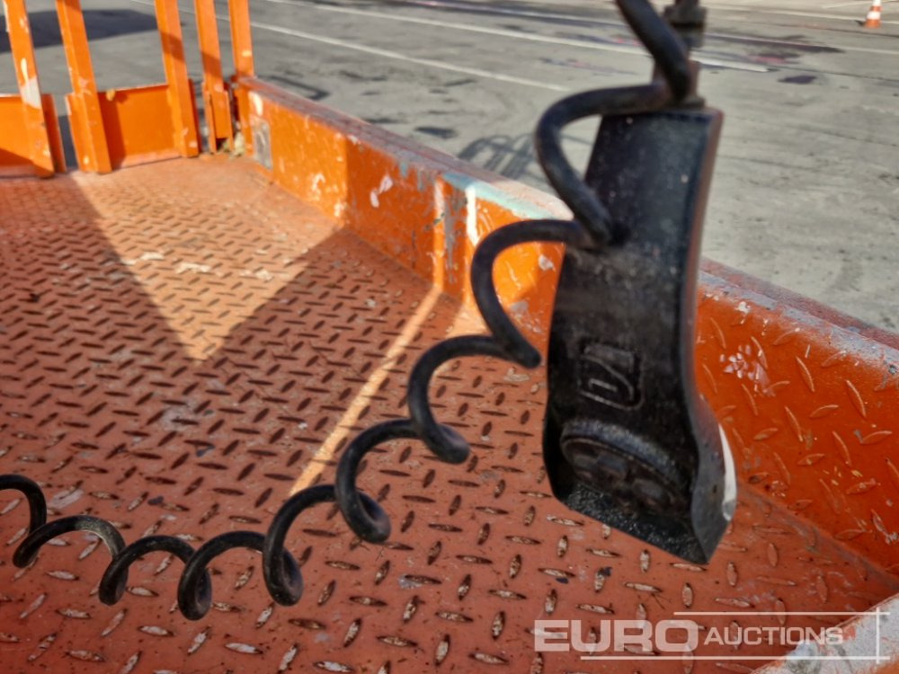 Nůžková plošina Snorkel S3219E: obrázek 17