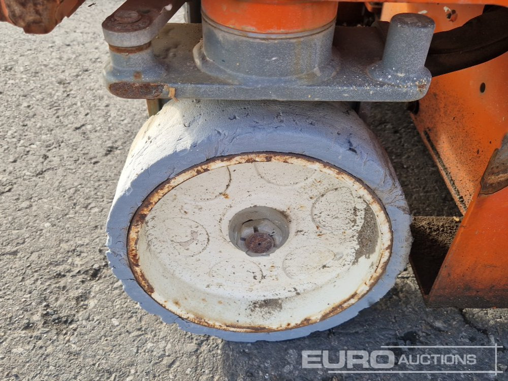 Nůžková plošina Snorkel S3219E: obrázek 9