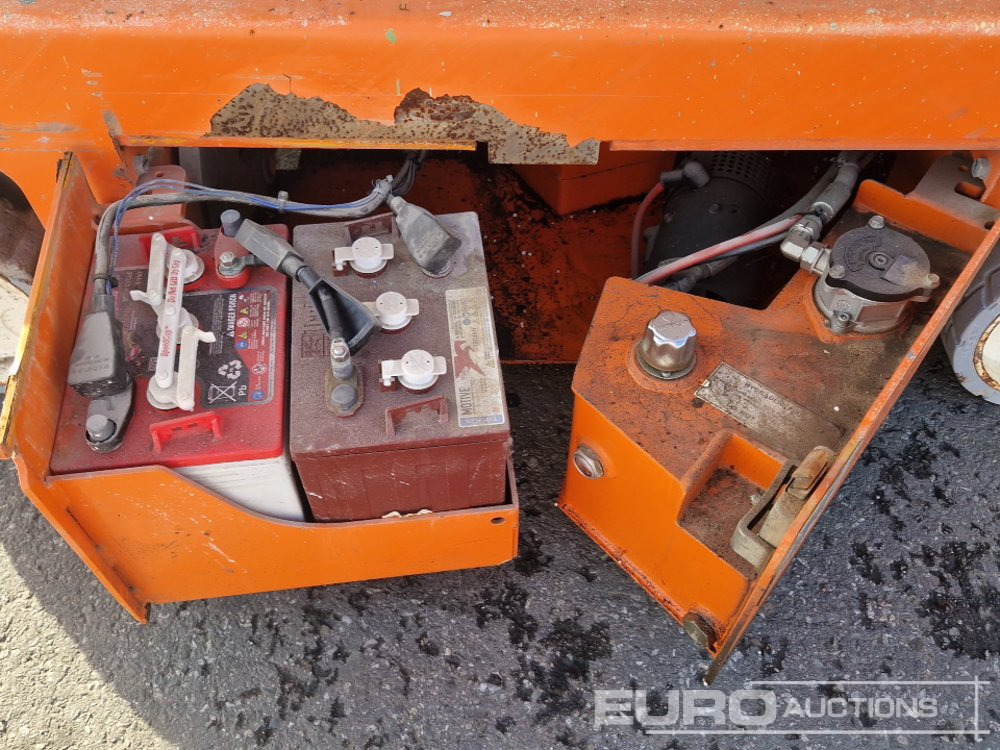 Nůžková plošina Snorkel S3219E: obrázek 18