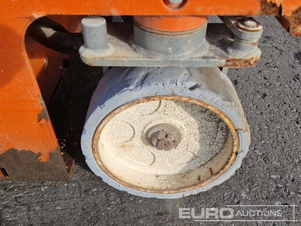 Nůžková plošina Snorkel S3219E: obrázek 10