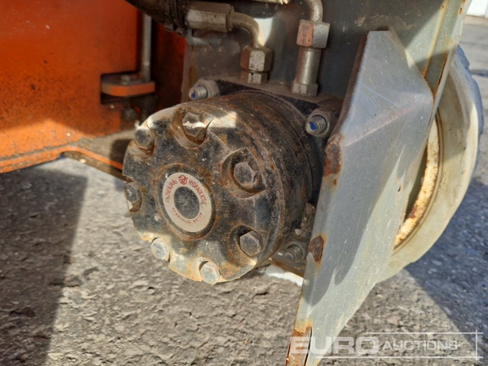 Nůžková plošina Snorkel S3219E: obrázek 12