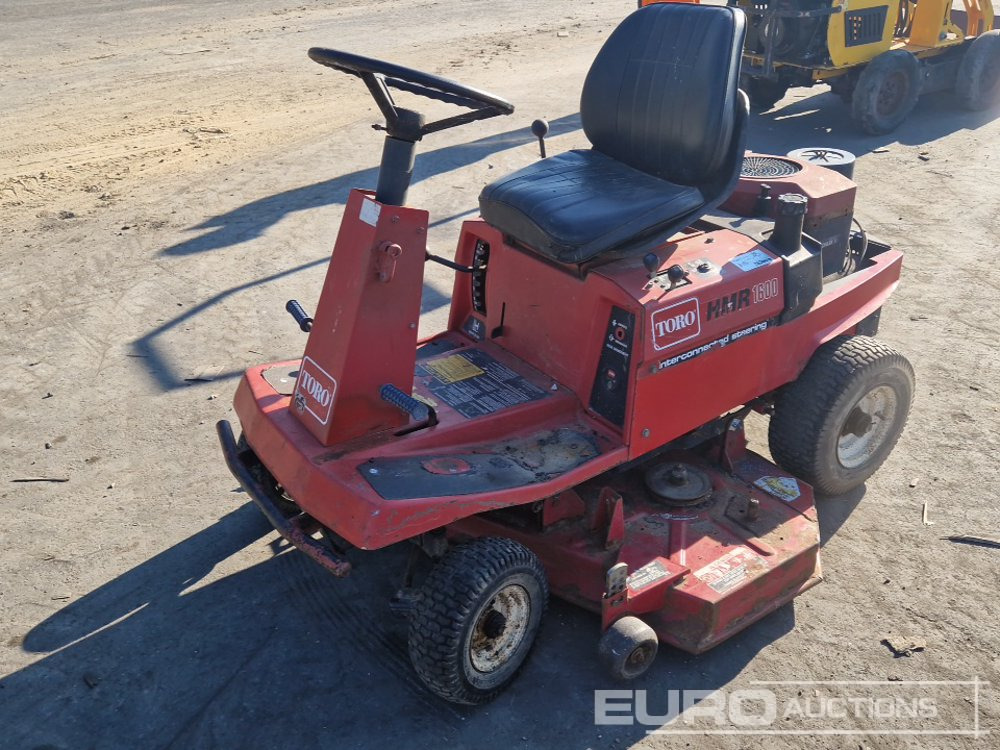 Toro HMR 1600 Ride on Lawnmower - Sekačka na trávu: obrázek 1 Toro HMR 1600 Ride on Lawnmower - Sekačka na trávu: obrázek 1