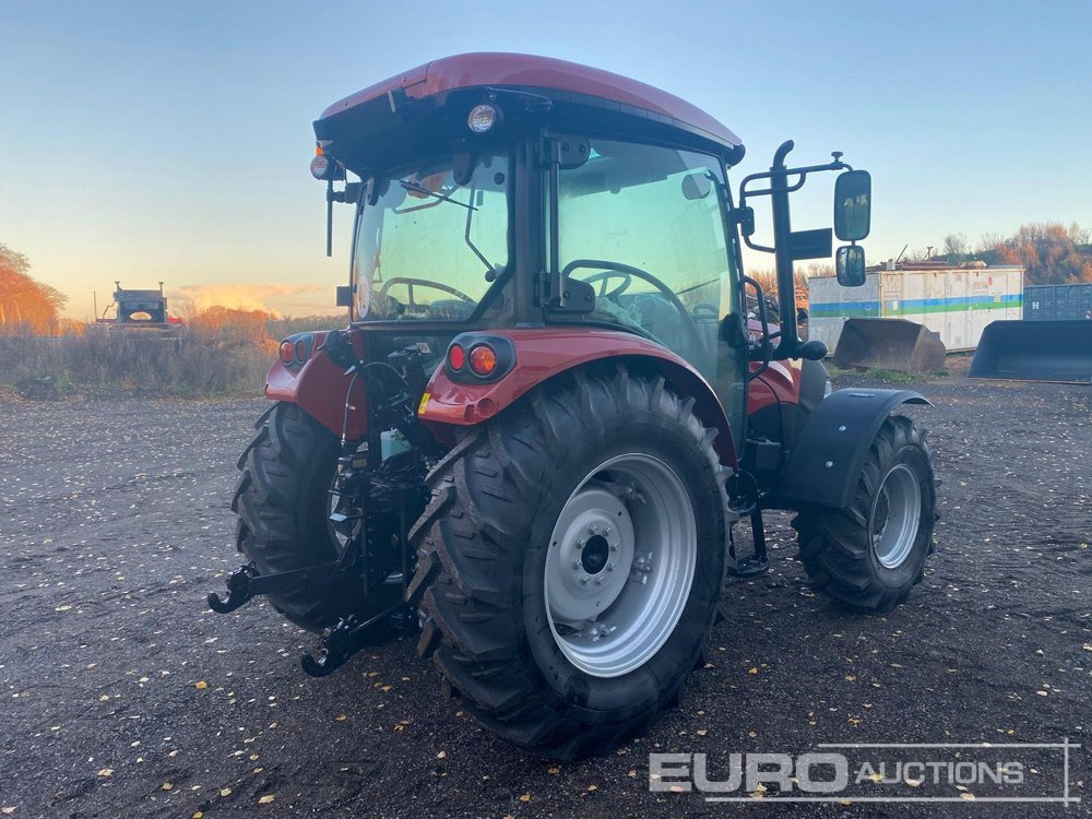 Unused 2025 CaseIH Farmhall 75A - Traktor: obrázek 3 Unused 2025 CaseIH Farmhall 75A - Traktor: obrázek 3